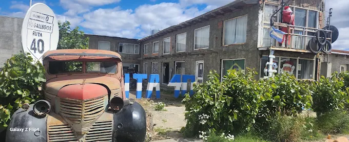 Moto posada Cesar