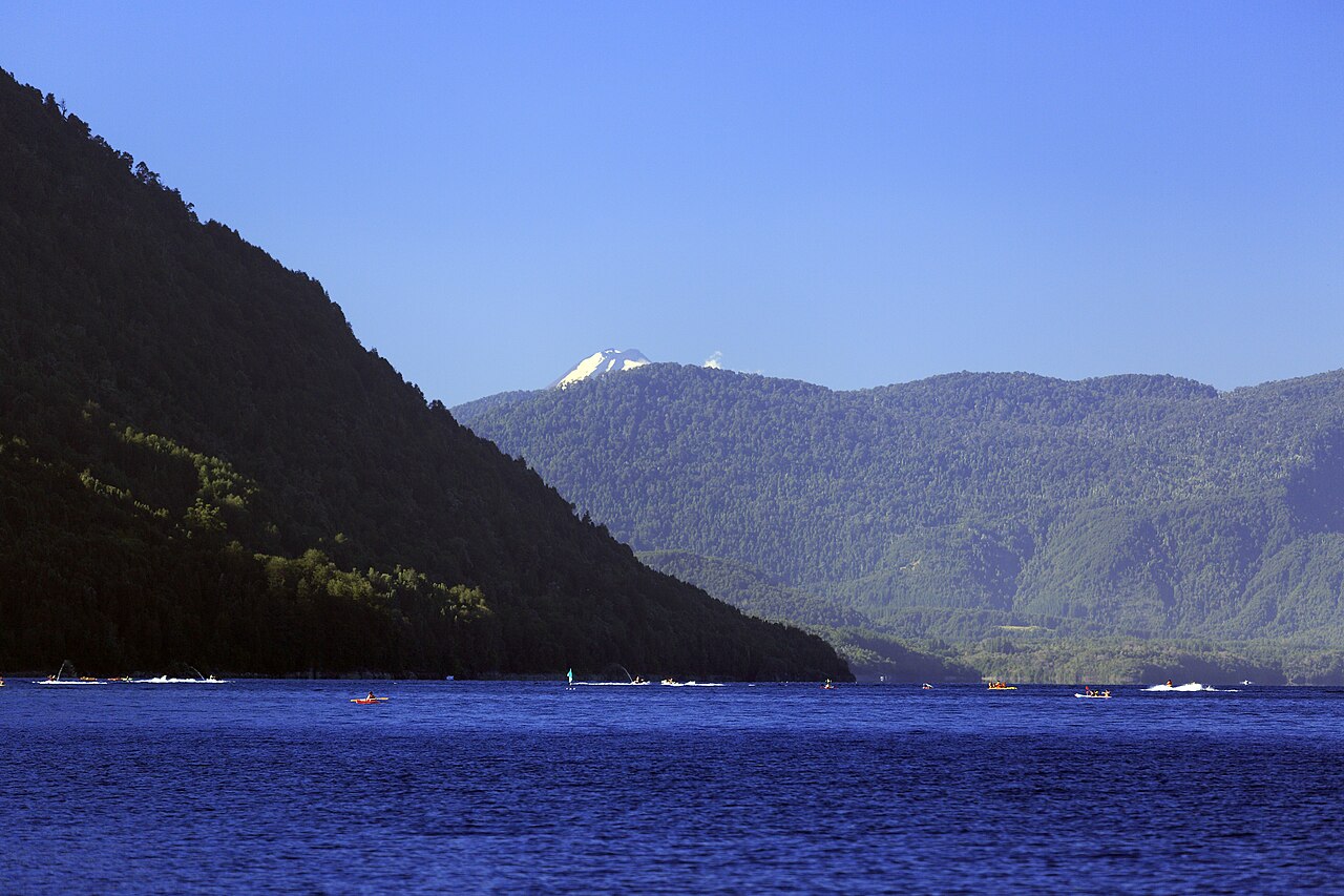 Foto de Playas del lago Caburgua (4)