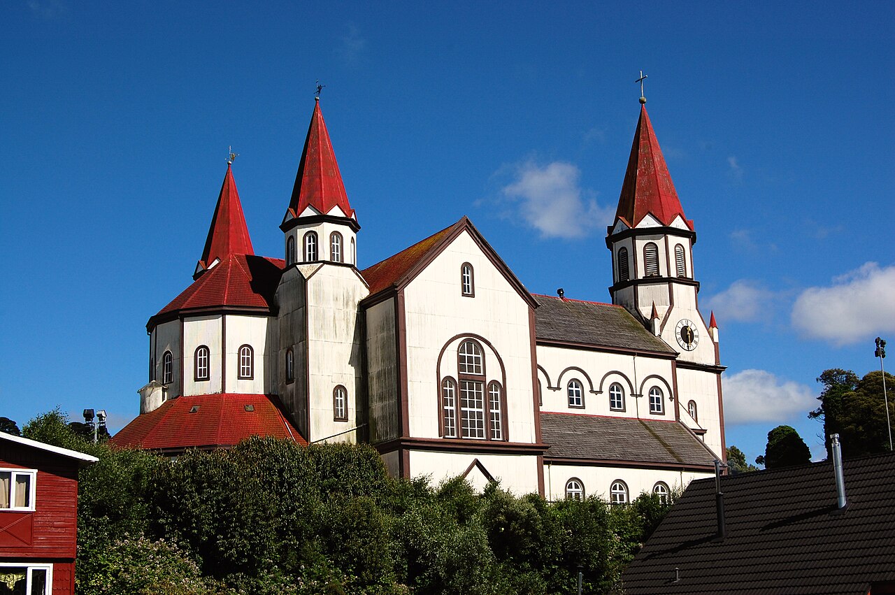 Foto de Iglesia del Sagrado Corazón de Puerto Varas (3)