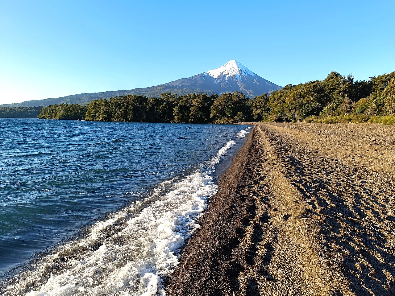 Ruta 225: Puerto Varas → Petrohué por el lago Llanquihue