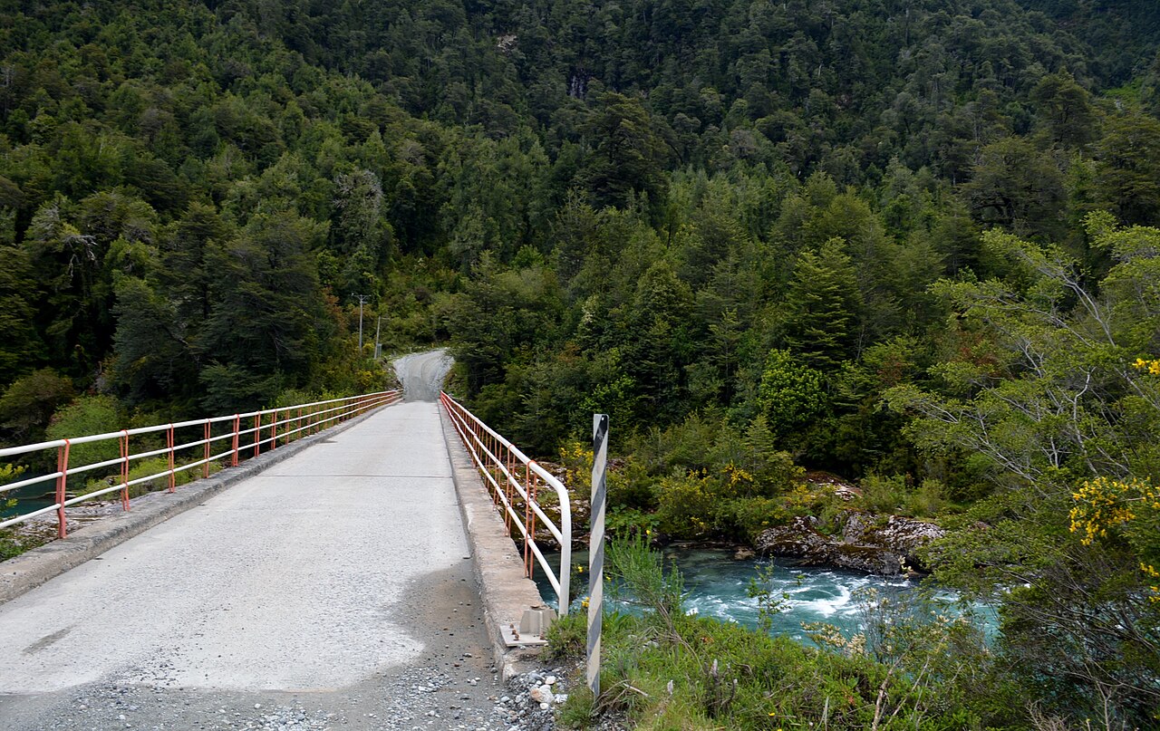 Foto de Ruta 7 y 231: Chaitén → Futaleufú por Villa Santa Lucía (5)