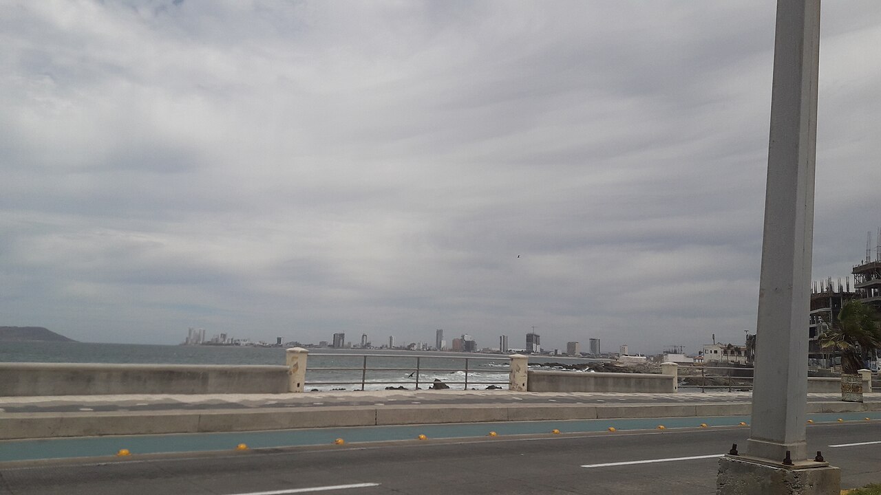 Foto de Malecón de Mazatlán: Olas Altas → Cerritos (3)
