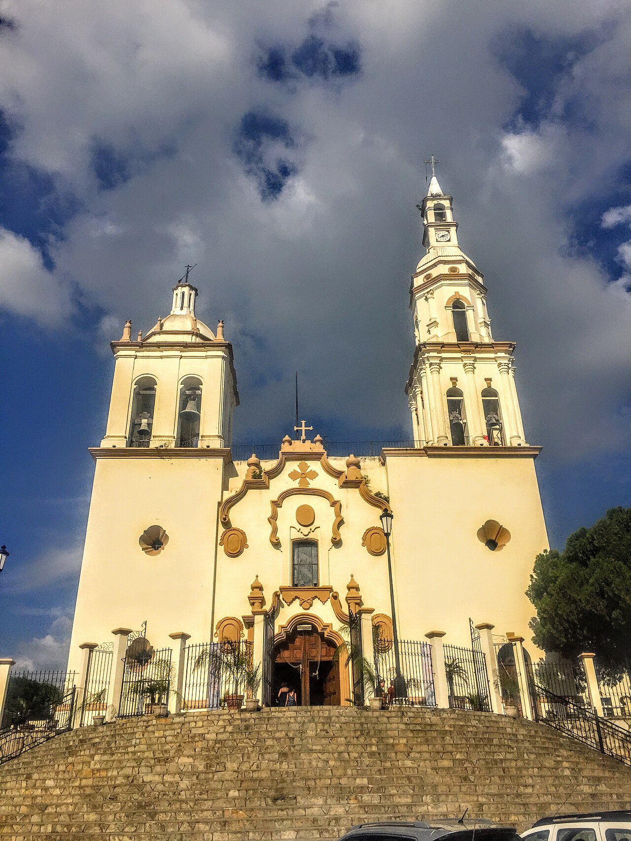 Foto de Parroquia de Santiago Apóstol, Santiago (5)