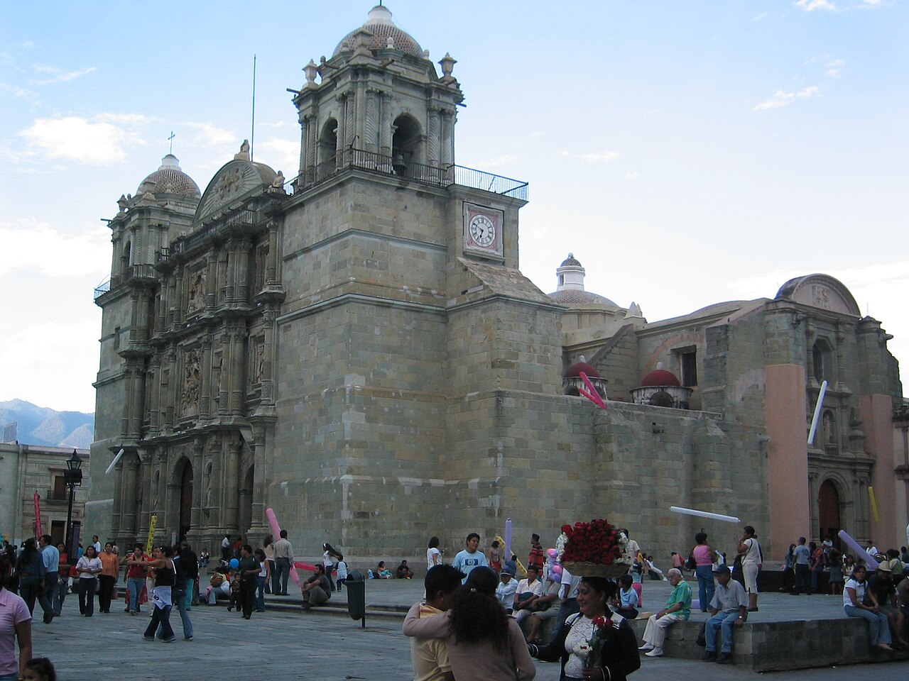 Foto de Catedral y zócalo de Oaxaca (3)