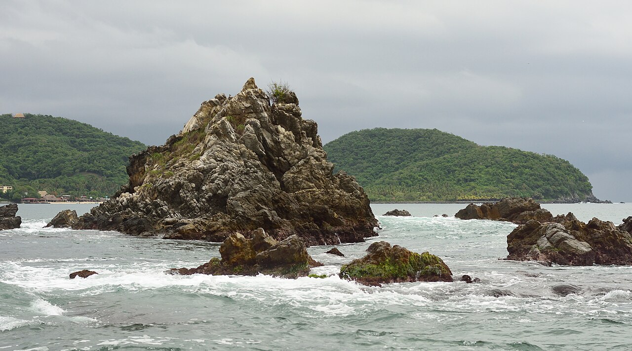 Foto de Paseo del Pescador y bahía de Zihuatanejo (4)
