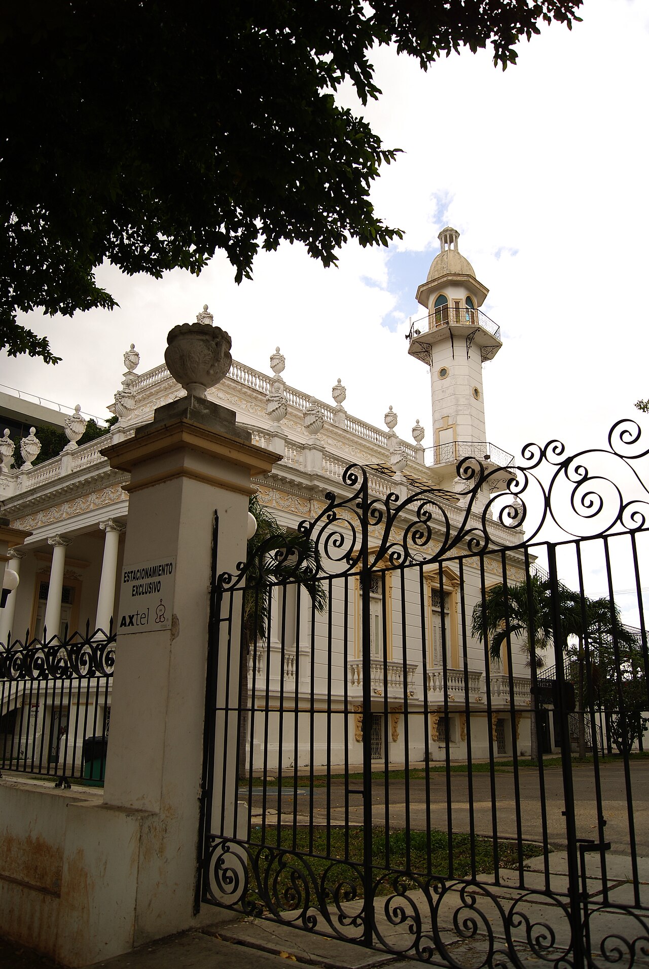Photo of Paseo de Montejo (3)