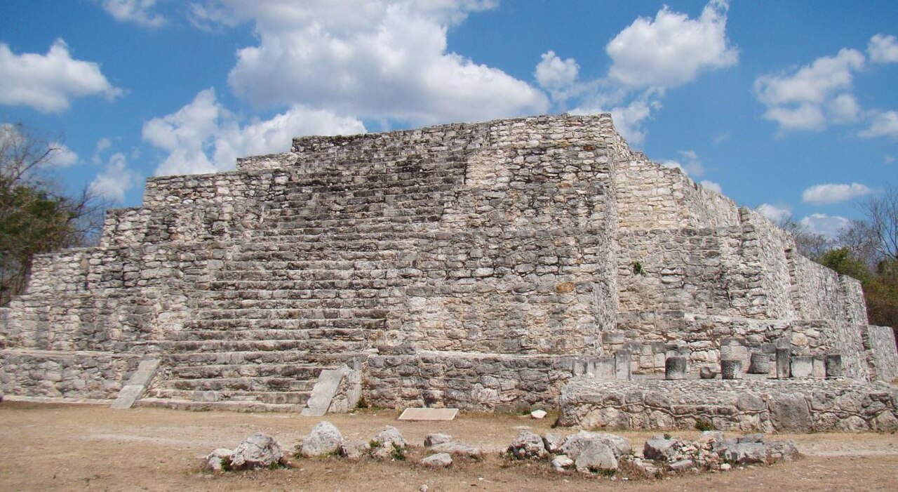 Foto de Dzibilchaltún y Cenote Xlacah (5)