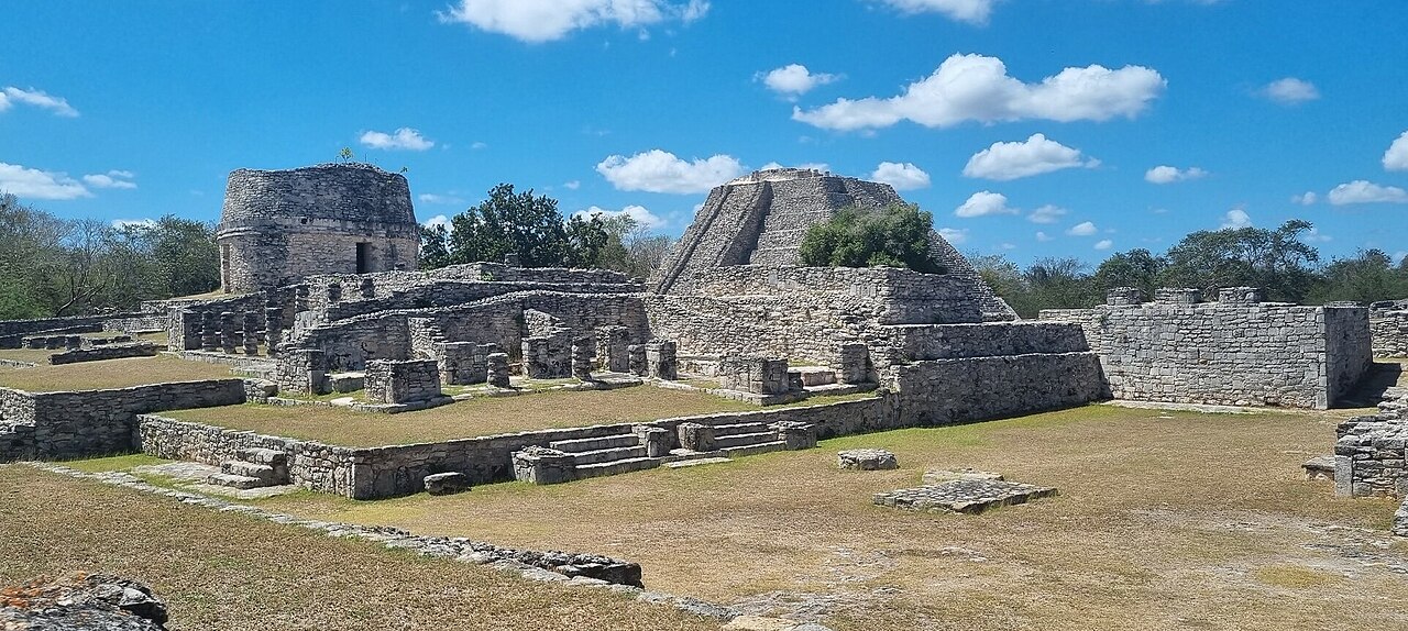 Foto de Zona arqueológica de Mayapán (3)