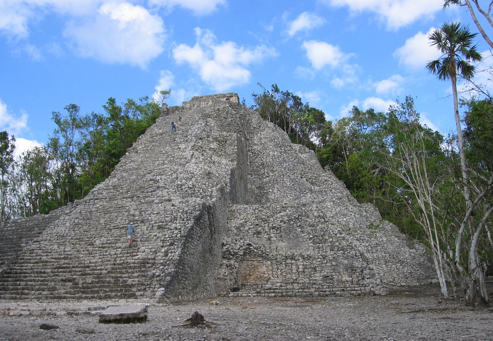 Zona arqueológica de Cobá