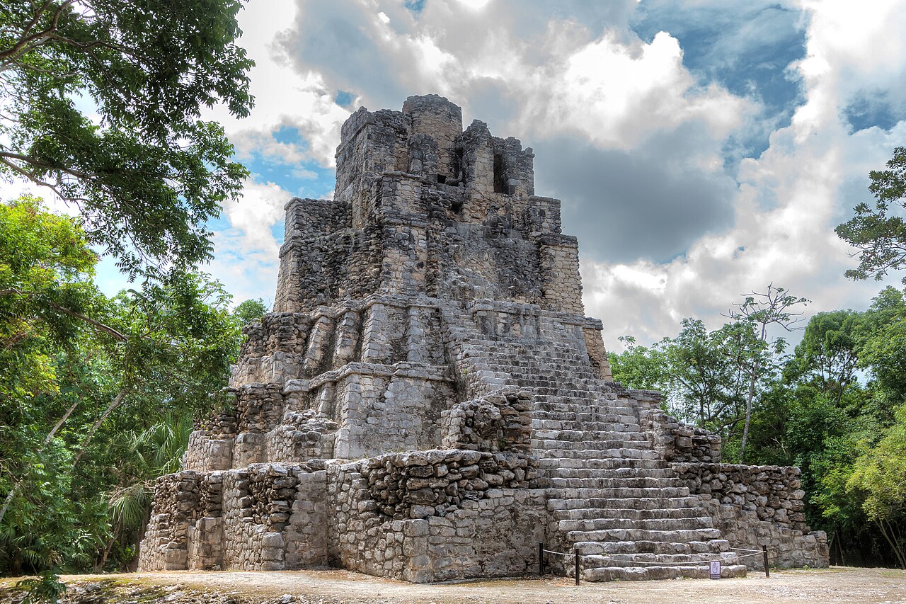 Foto de Zona arqueológica de Muyil (3)