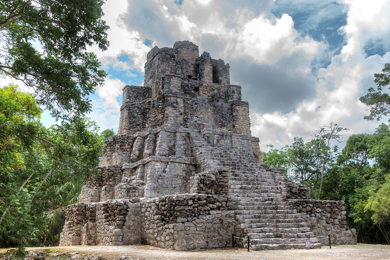 Foto de Zona arqueológica de Muyil (4)