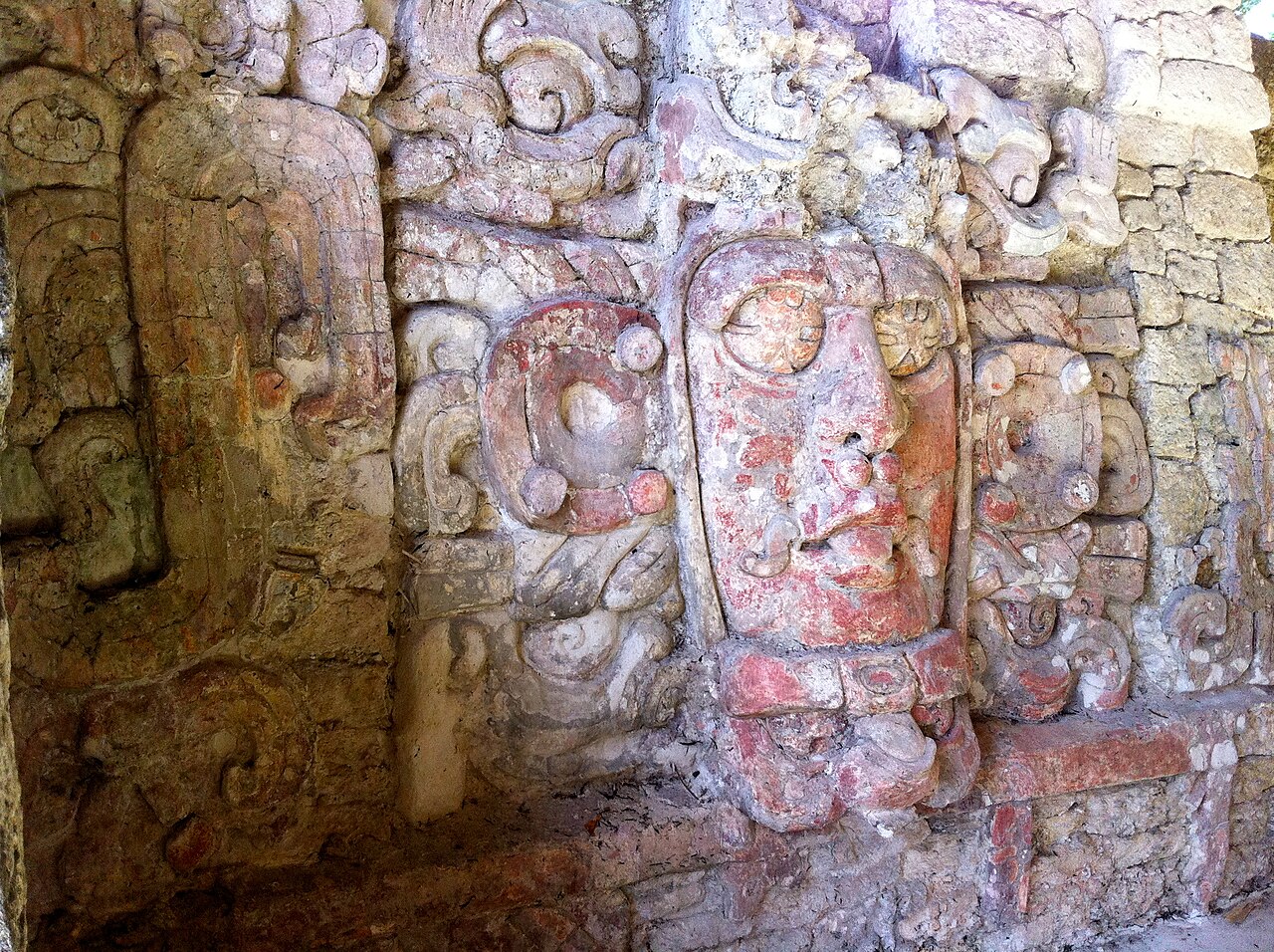 Foto de Zona arqueológica de Kohunlich (4)