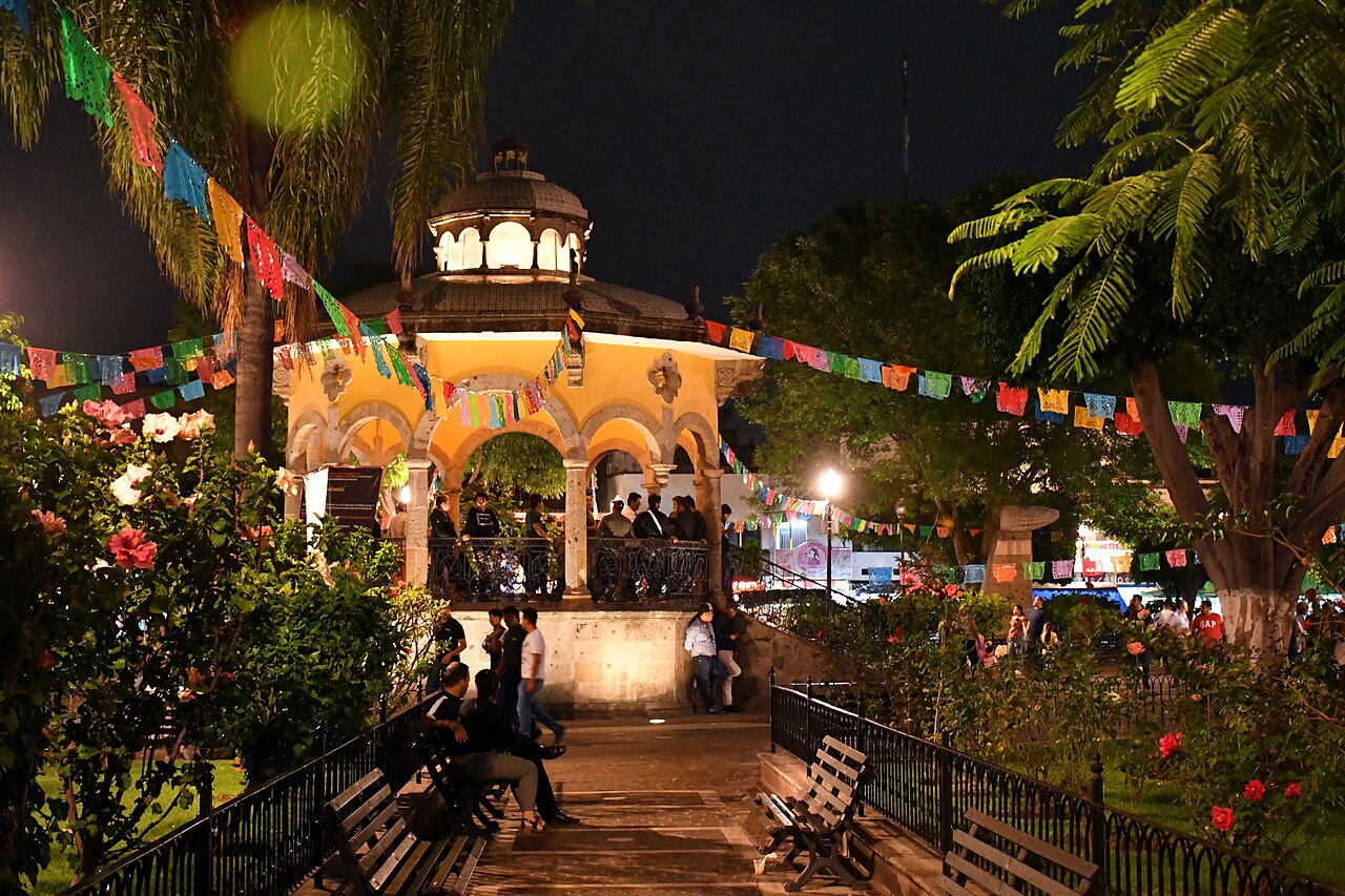 Foto de Jardín Hidalgo y El Parián de Tlaquepaque (5)