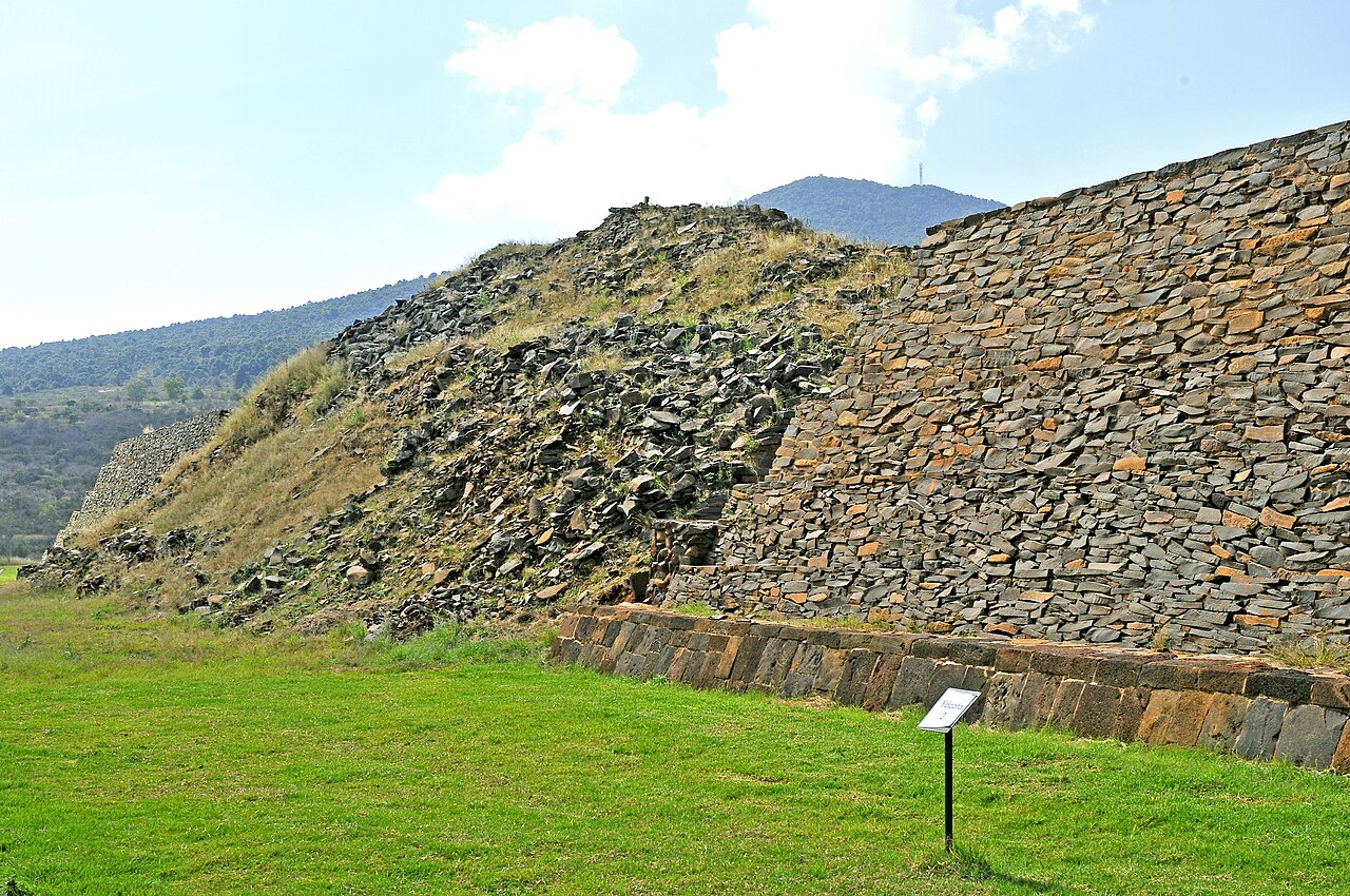 Foto de Yácatas de Tzintzuntzan (3)