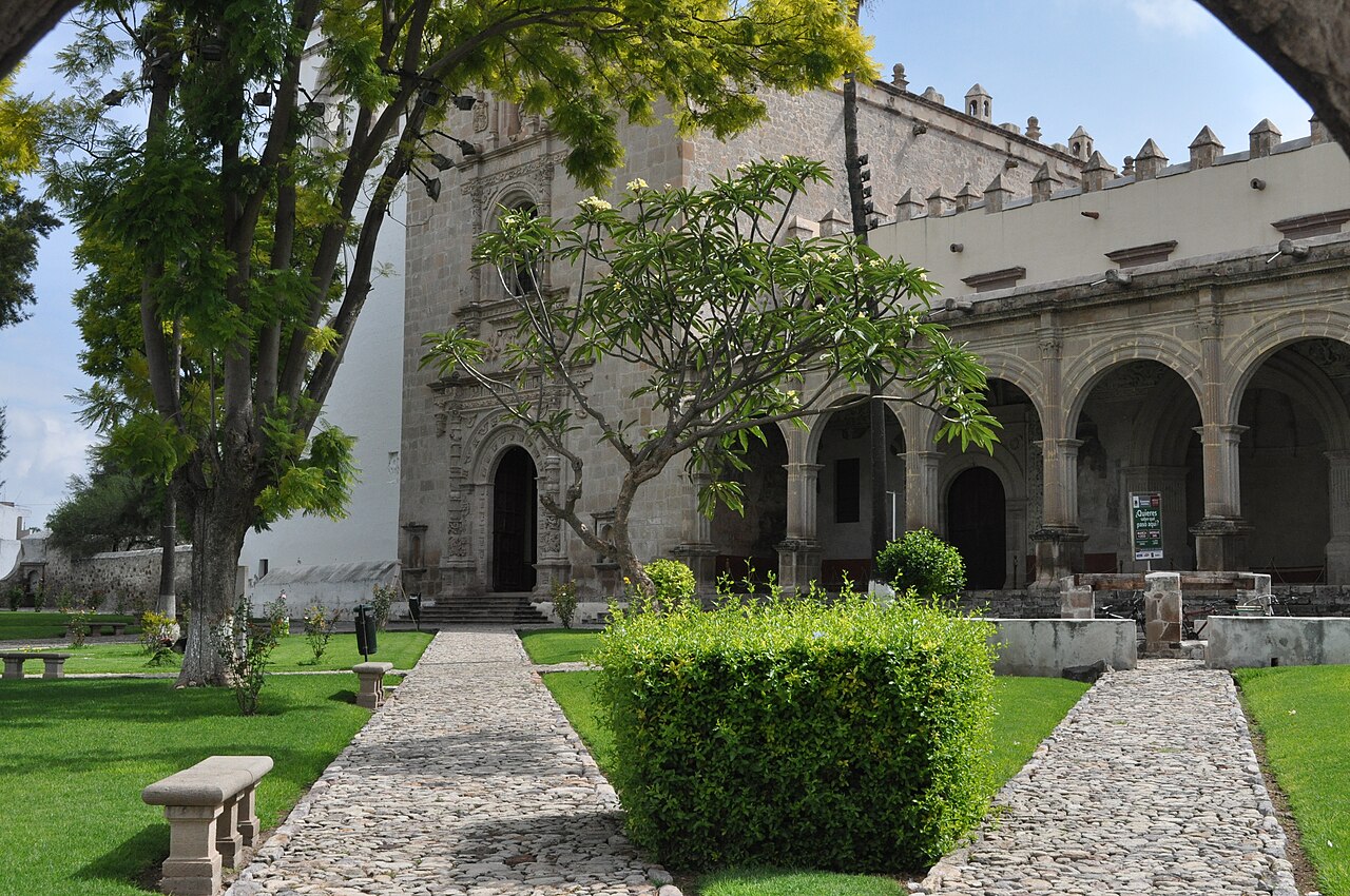 Foto de Exconvento de Santa María Magdalena de Cuitzeo (3)