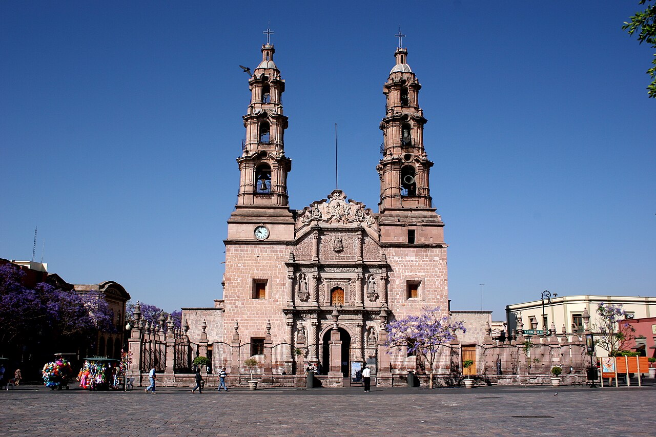 Catedral y Plaza de la Patria de Aguascalientes
