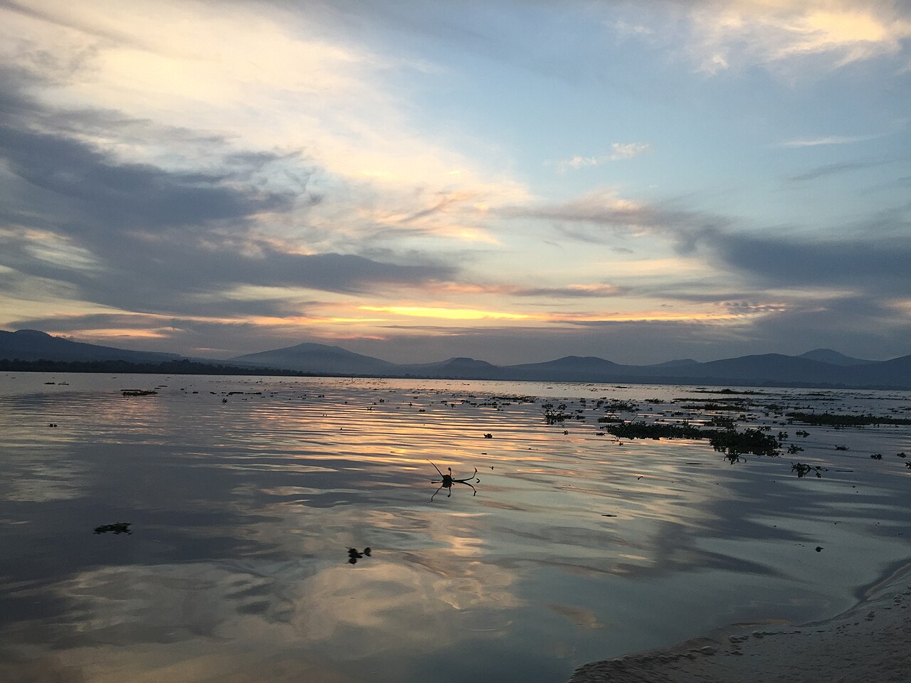 Foto de Ribera del Lago de Pátzcuaro: Quiroga → Pátzcuaro por Tzintzuntzan (3)