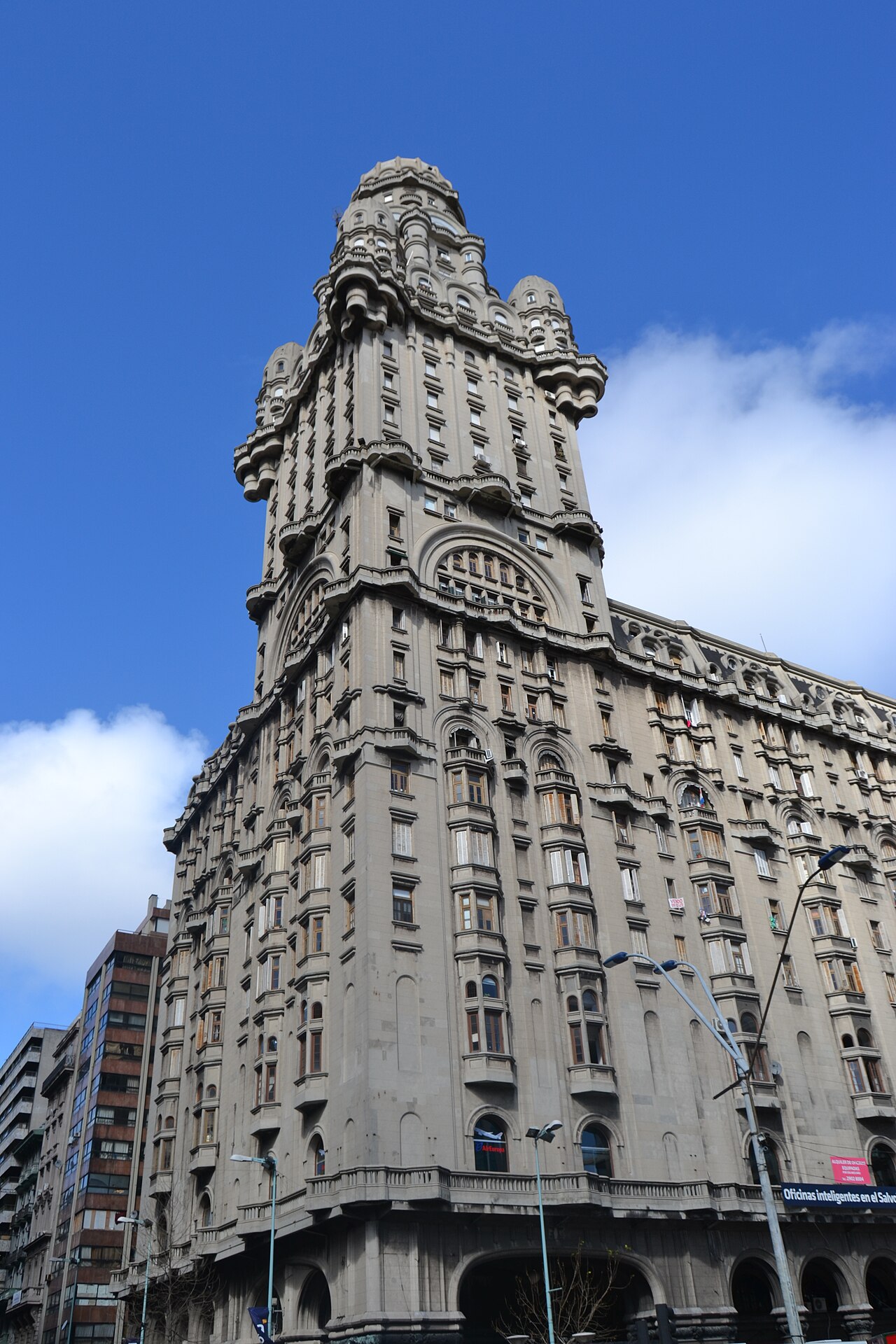 Foto de Palacio Salvo (3)