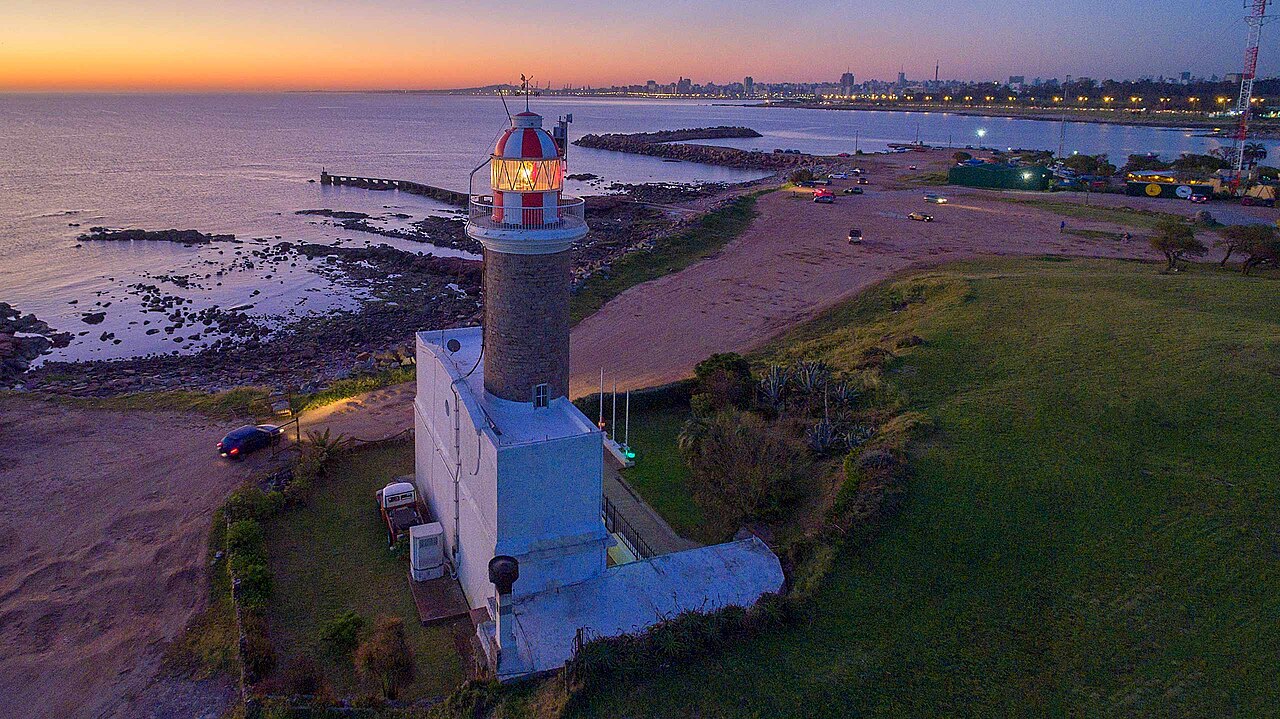 Foto de Faro de Punta Brava (5)