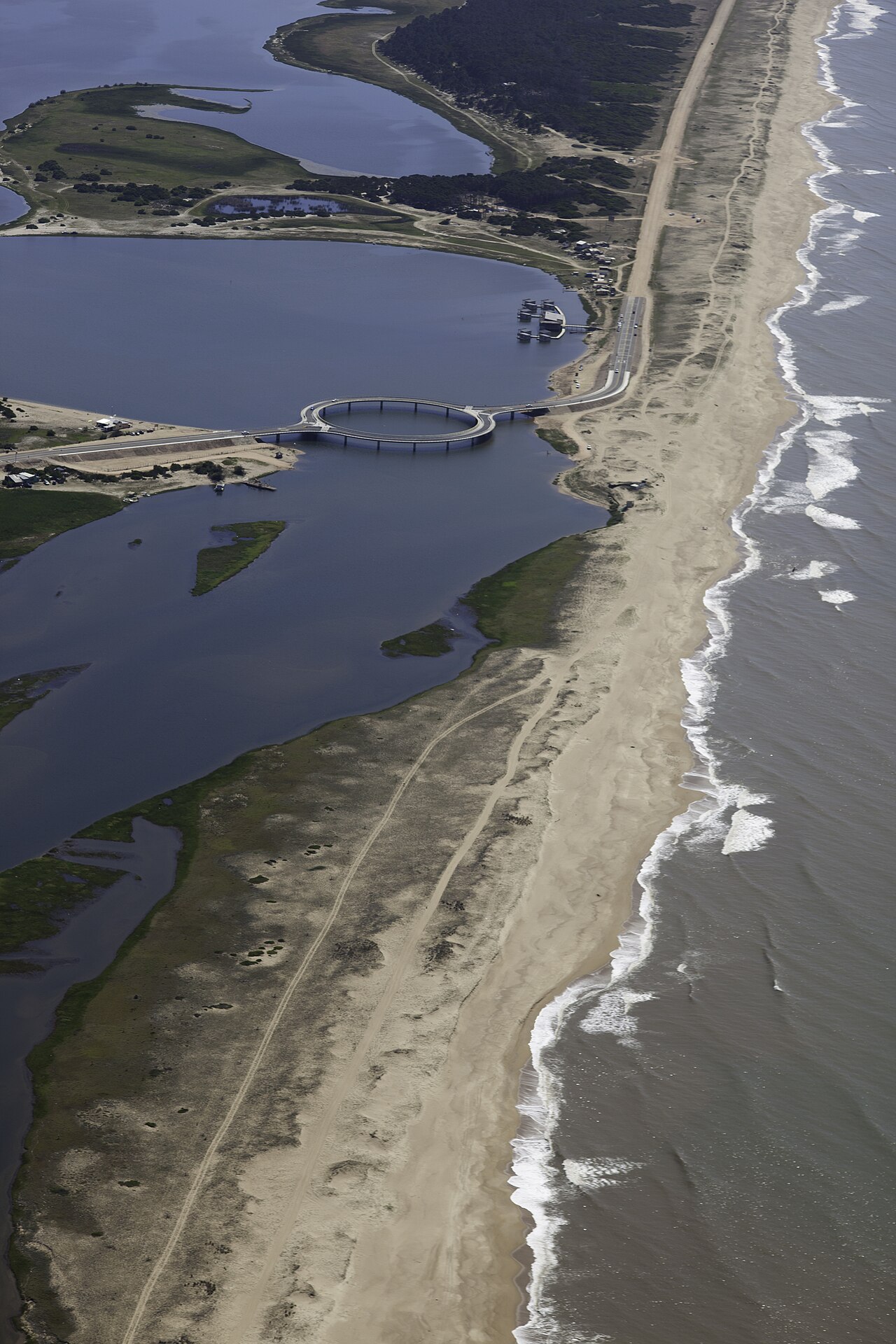 Foto de Puente de Laguna Garzón (3)