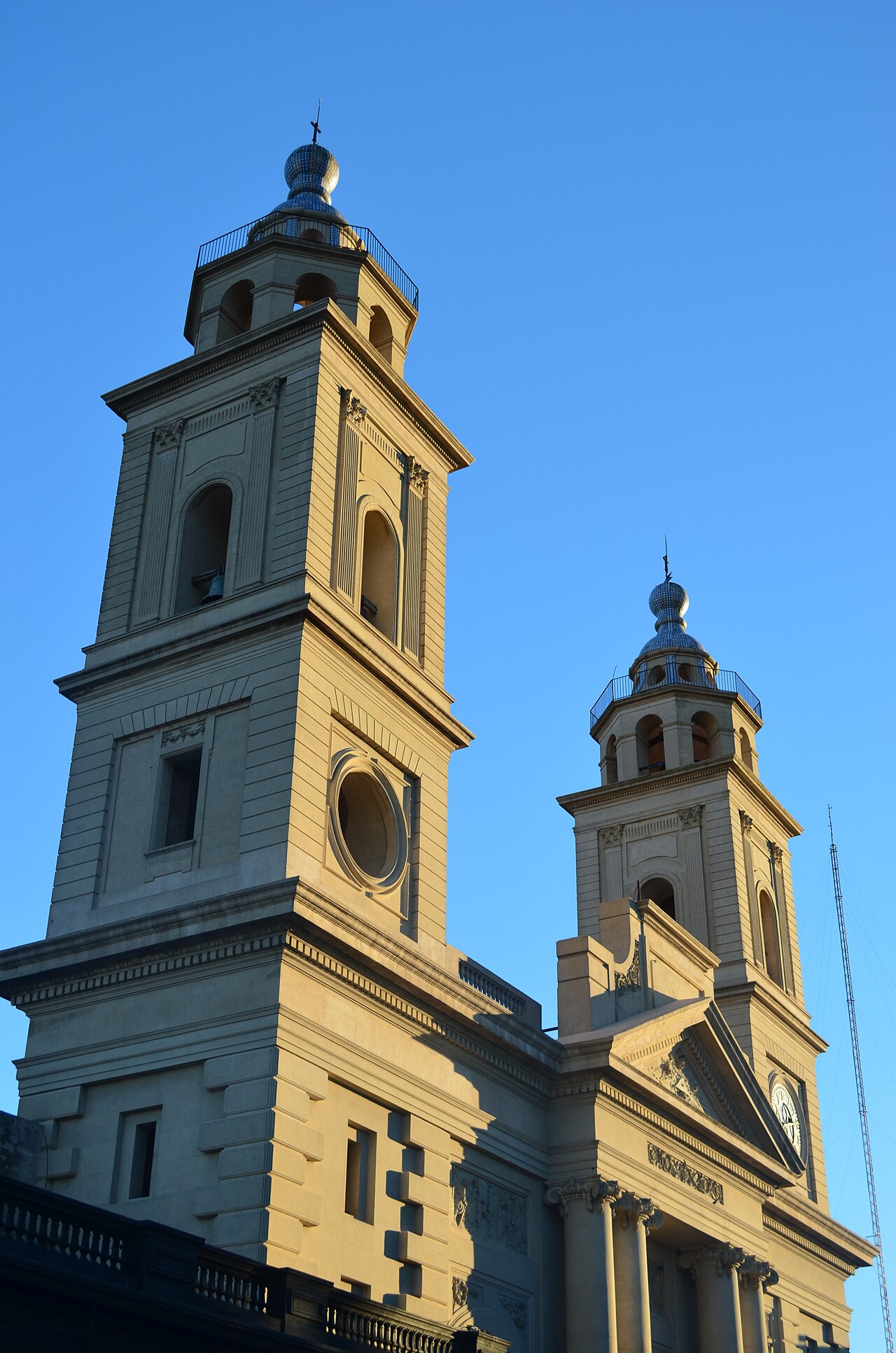Foto de Catedral de San José de Mayo (3)