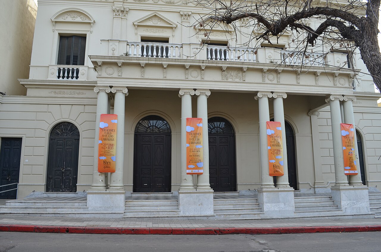 Photo of Teatro Larrañaga (4)