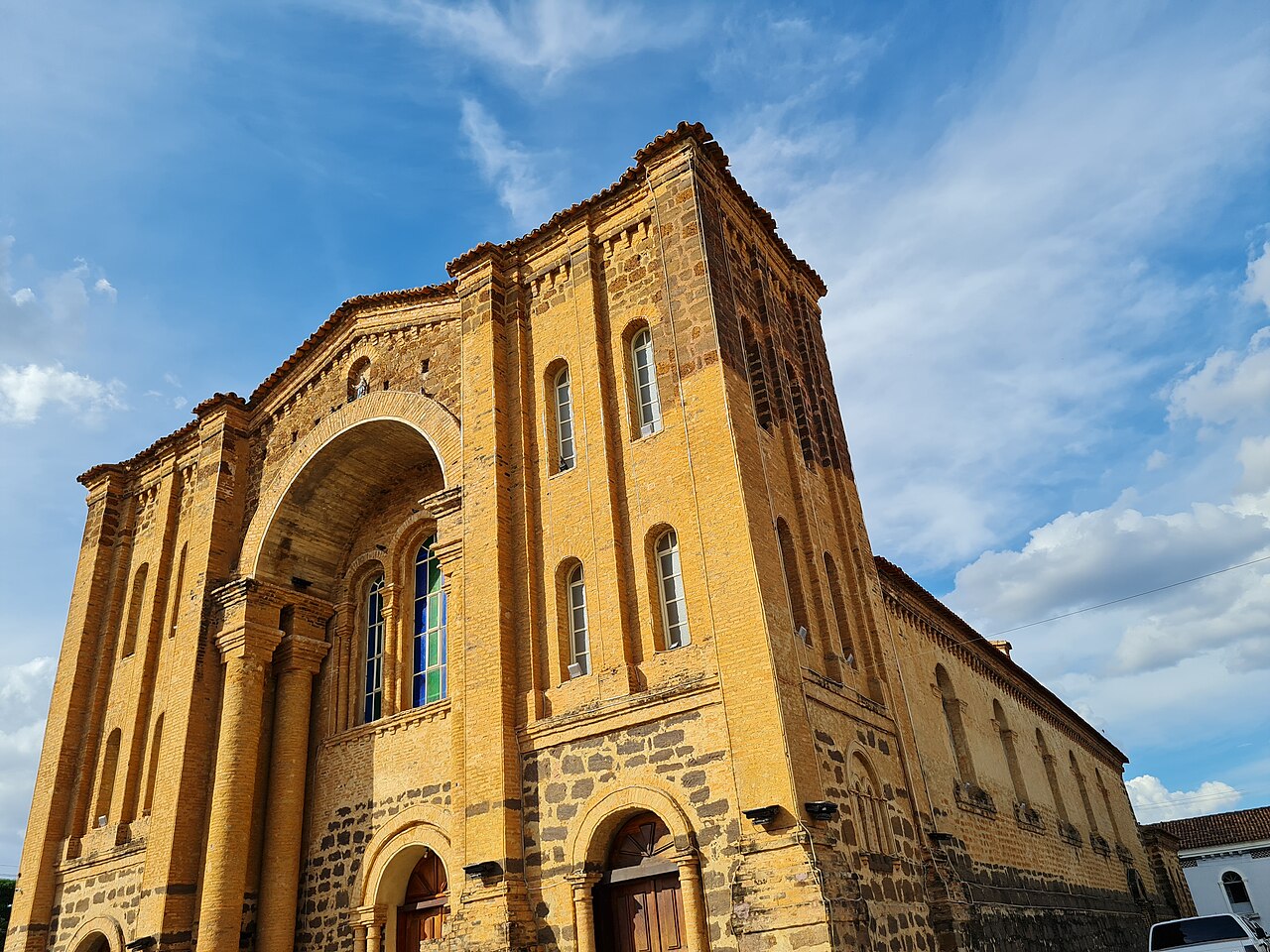 Foto de Catedral Nossa Senhora das Mercês, Porto Nacional (3)