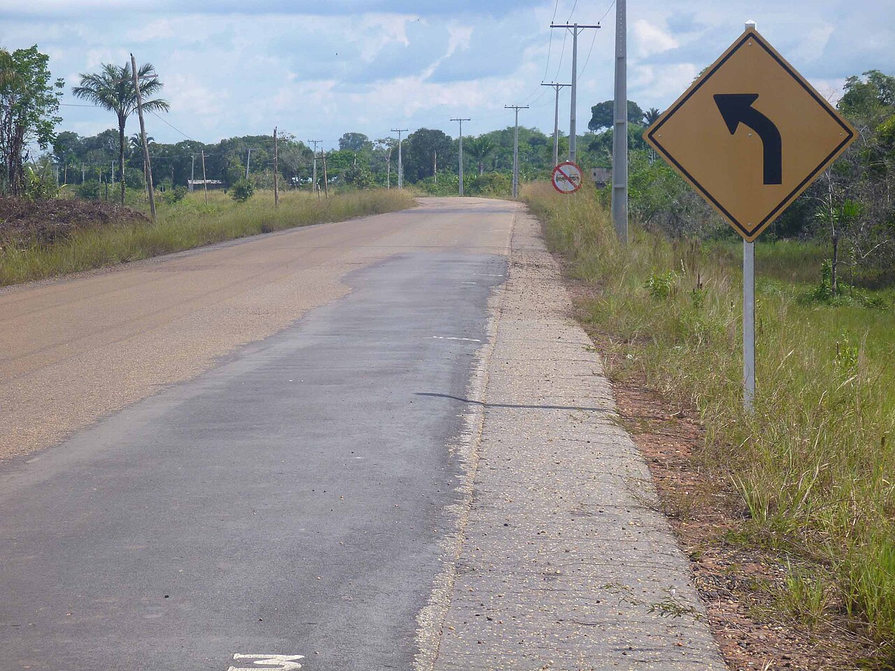 BR-174: Manaus → Presidente Figueiredo