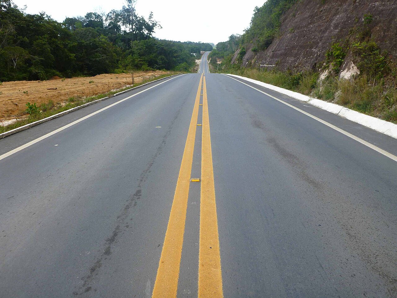 Foto de BR-174: Manaus → Presidente Figueiredo (4)