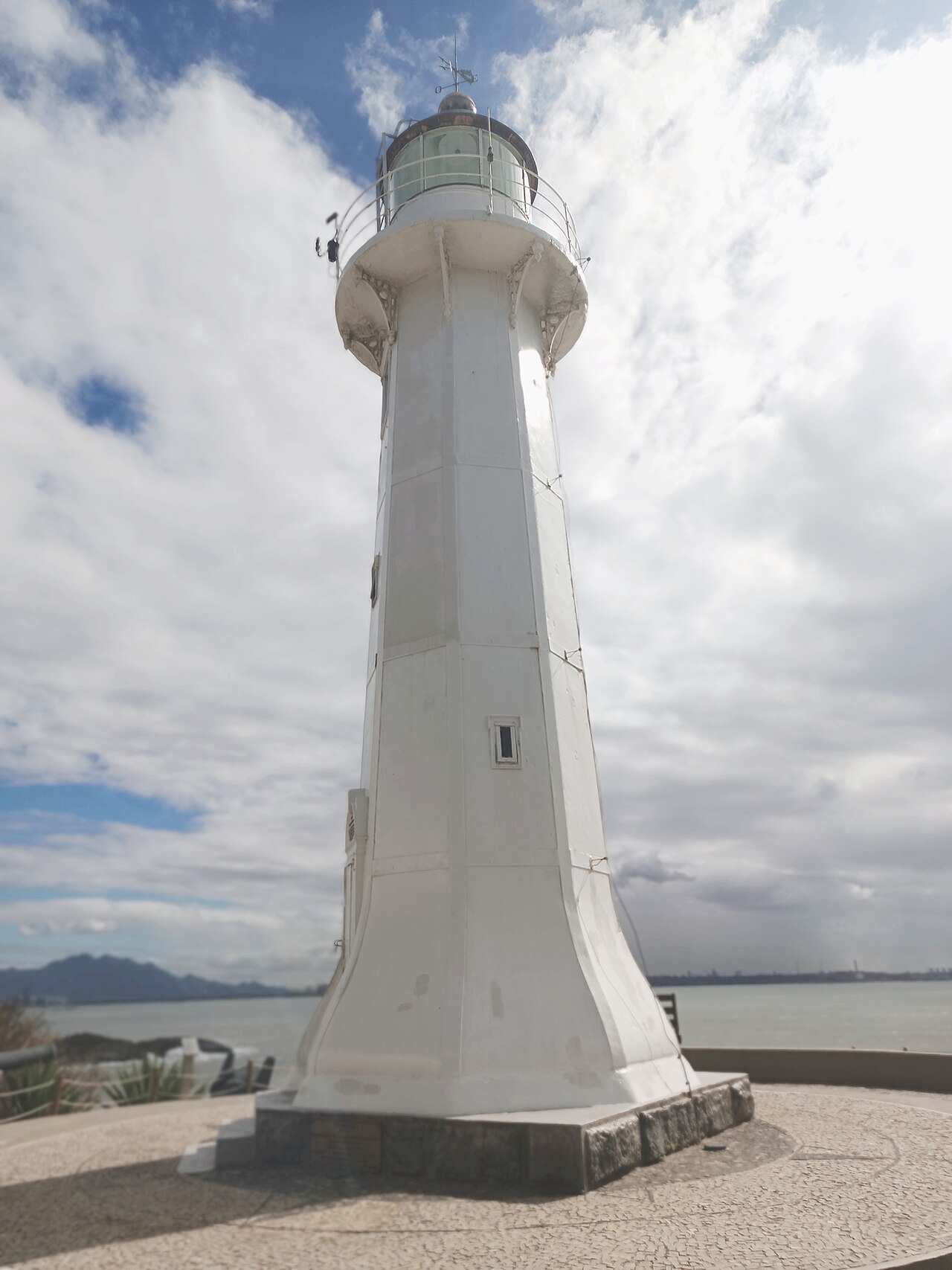 Foto de Farol de Santa Luzia (4)