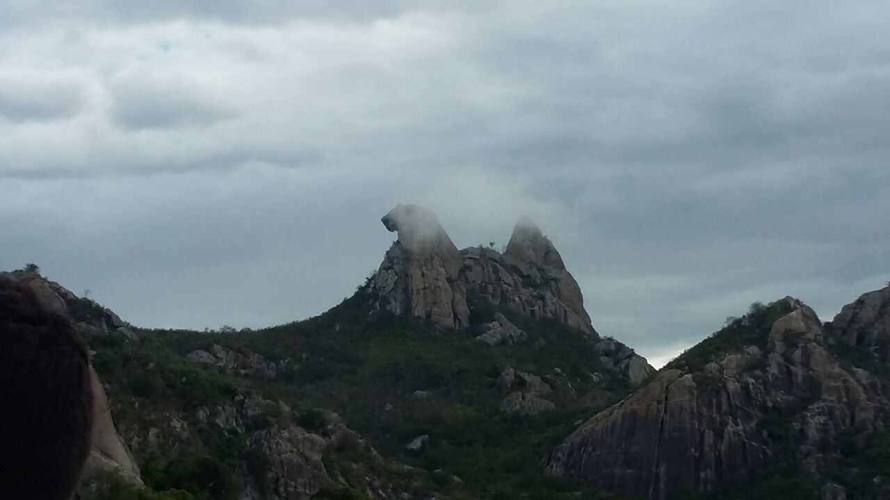 Foto de Pedra da Galinha Choca y Açude do Cedro (4)