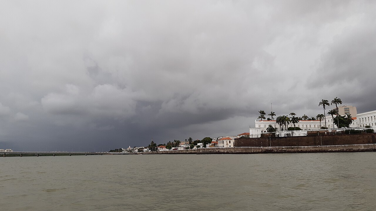 Foto de Palácio dos Leões (3)