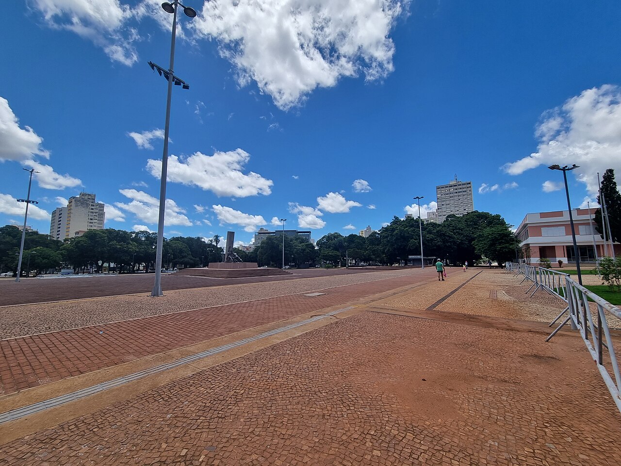 Foto de Praça Cívica de Goiânia (3)