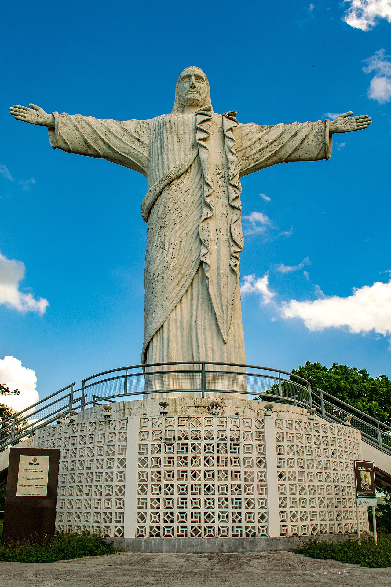 Cristo Rei do Pantanal