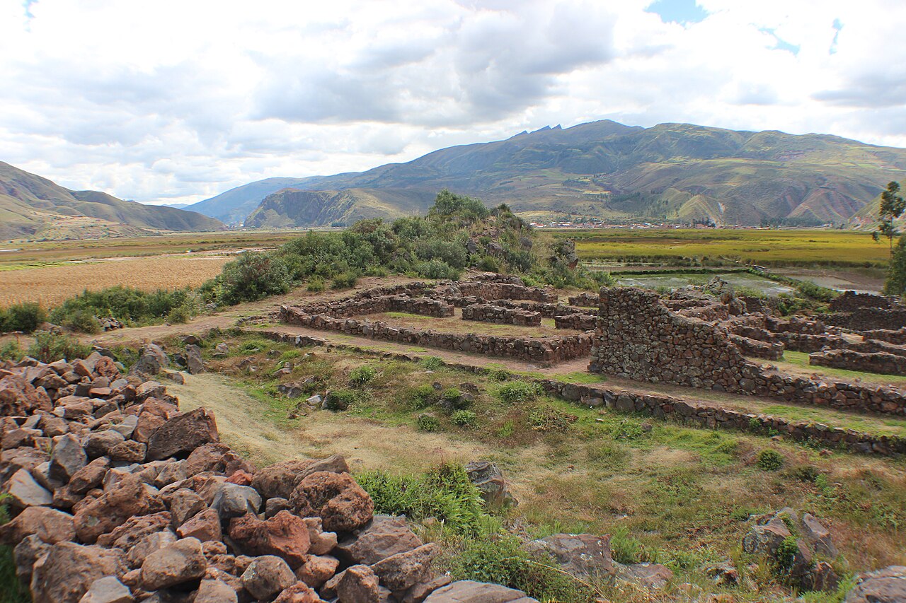 Photo of Pikillaqta (3)