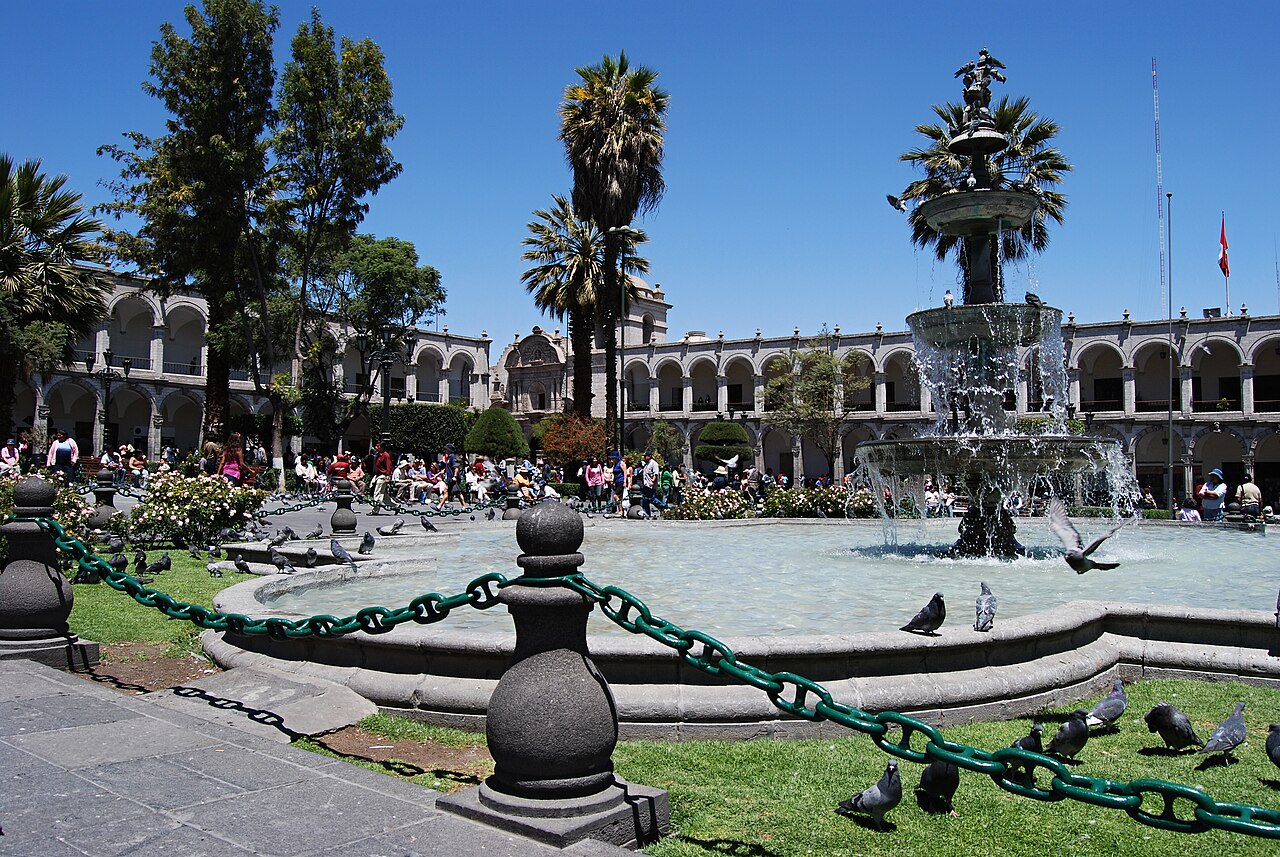 Foto de Plaza de Armas y Catedral de Arequipa (3)