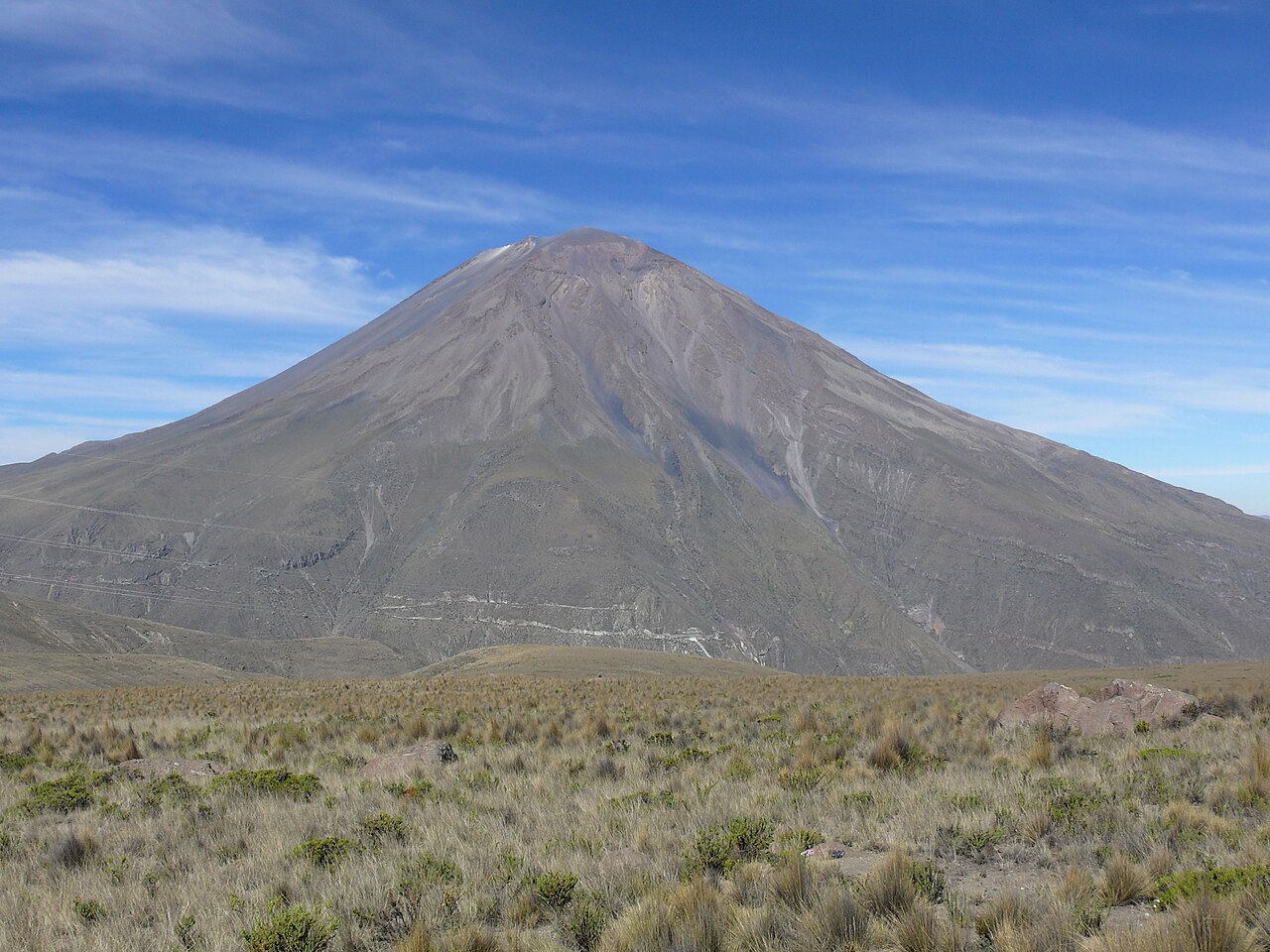 Foto de PE-34E: Arequipa → Chivay por la Reserva Salinas y Aguada Blanca (3)