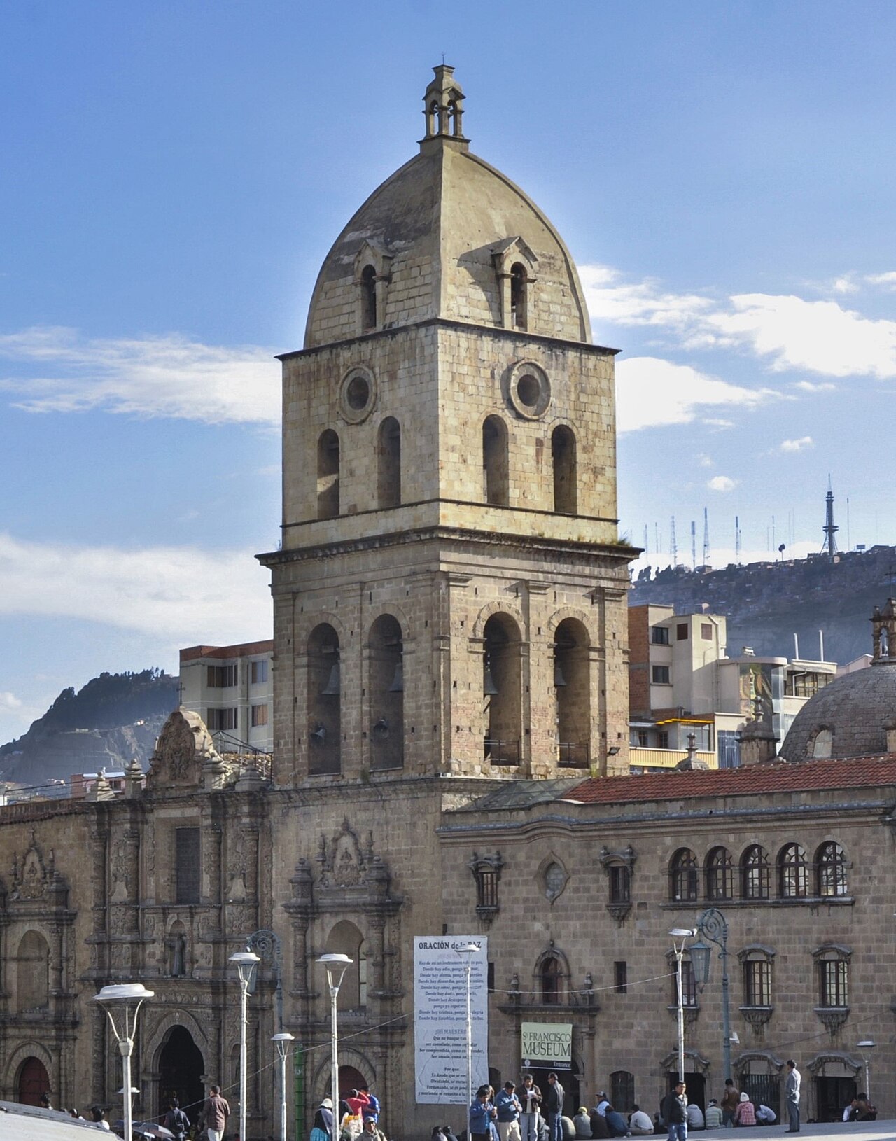 Foto de Basílica de San Francisco de La Paz (3)
