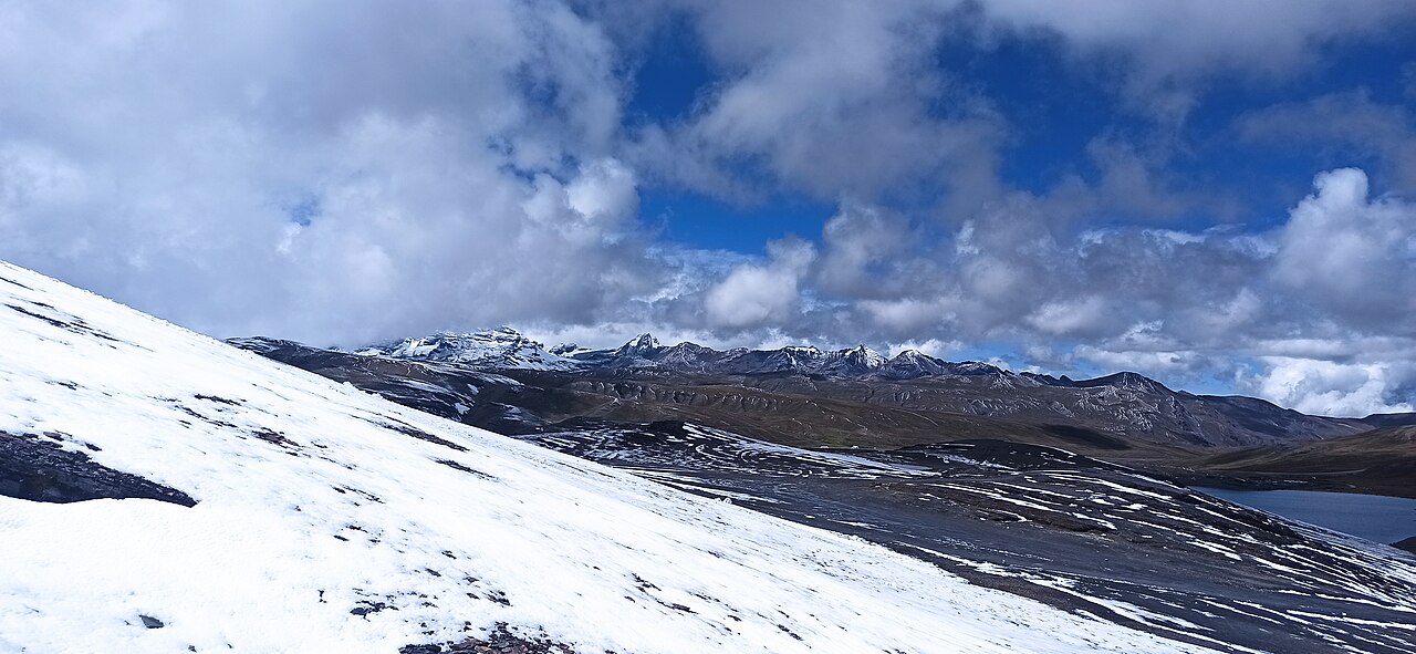 Foto de Ruta 3: La Cumbre → Coroico por la carretera nueva de los Yungas (3)