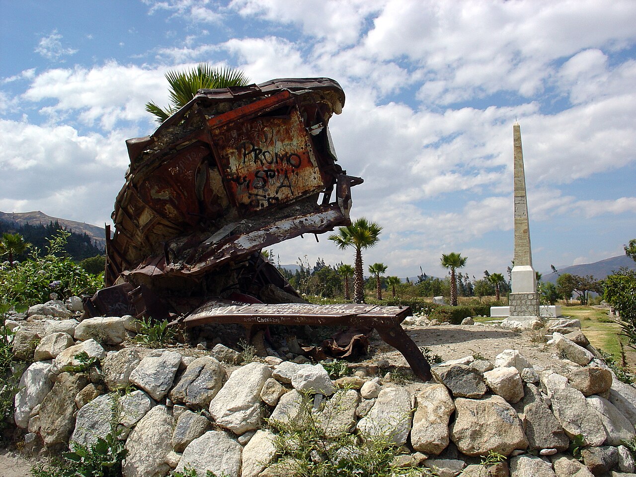 Foto de Campo Santo de Yungay (4)