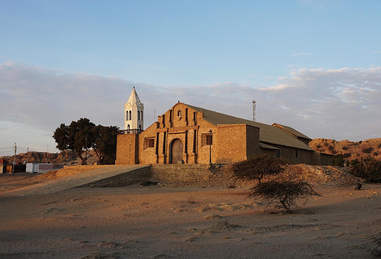 Foto de Iglesia de San Lucas de Colán (4)