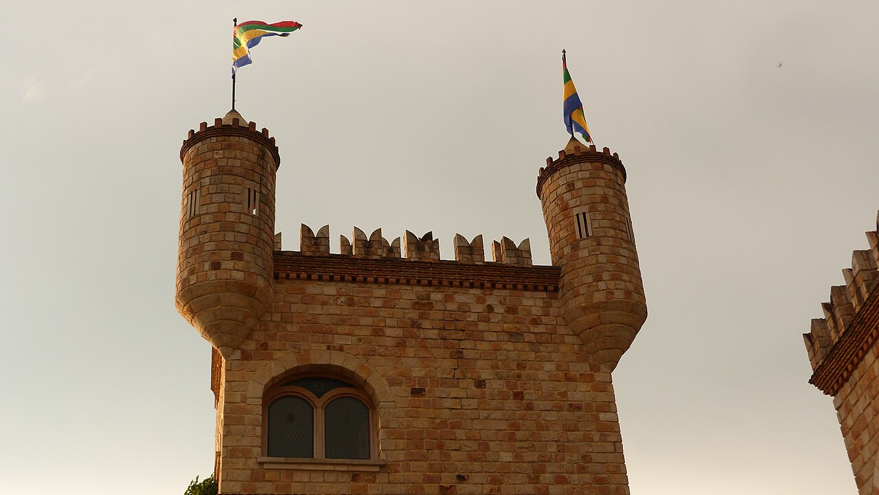 Foto de Castillo de Lamas y barrio Wayku (3)