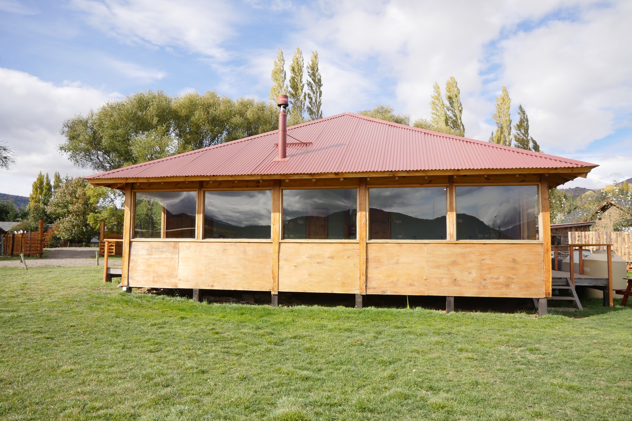 Travellers Camping & Dorms ®️