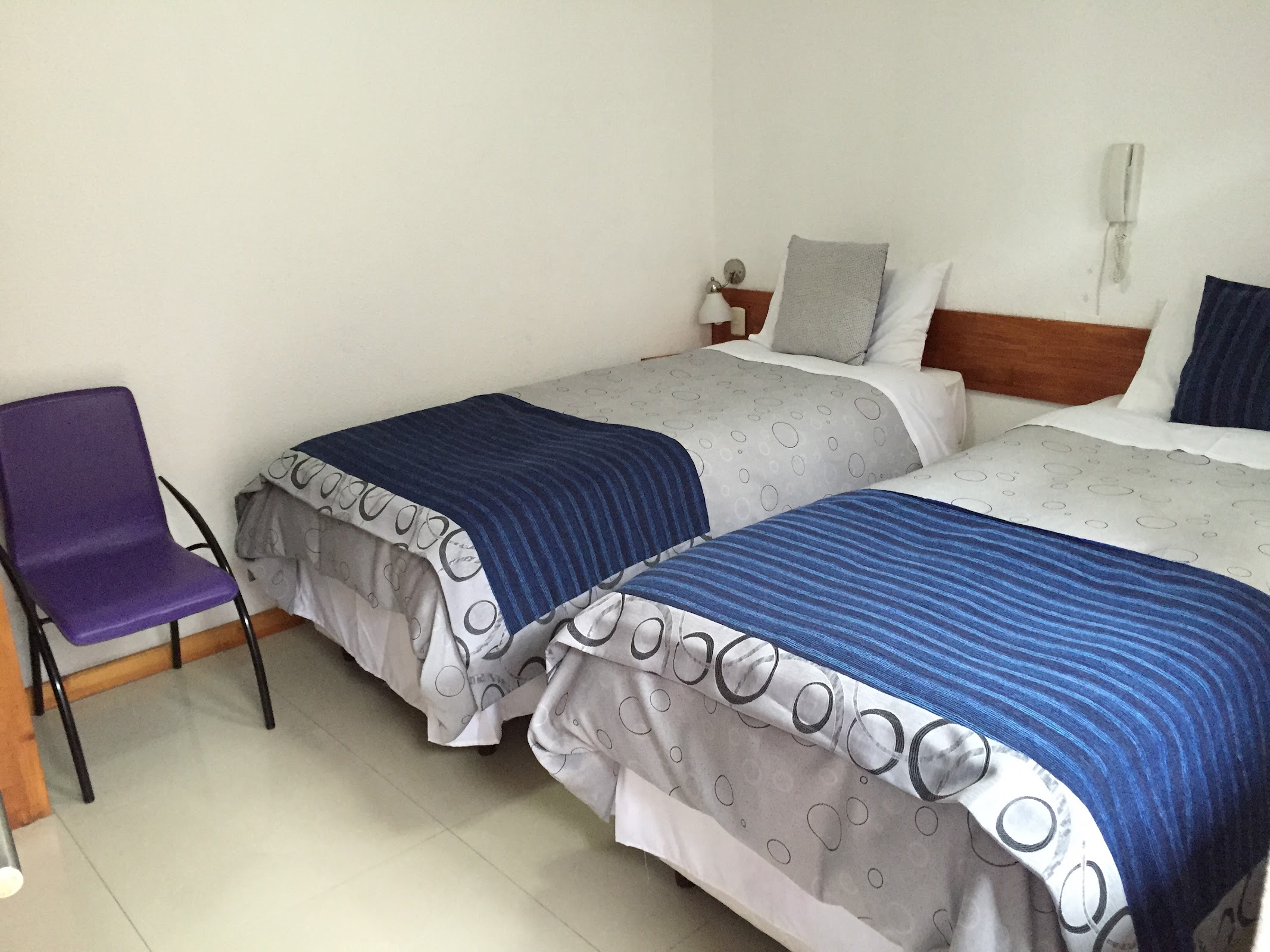Foto de HOTEL ESMERALDA (2)