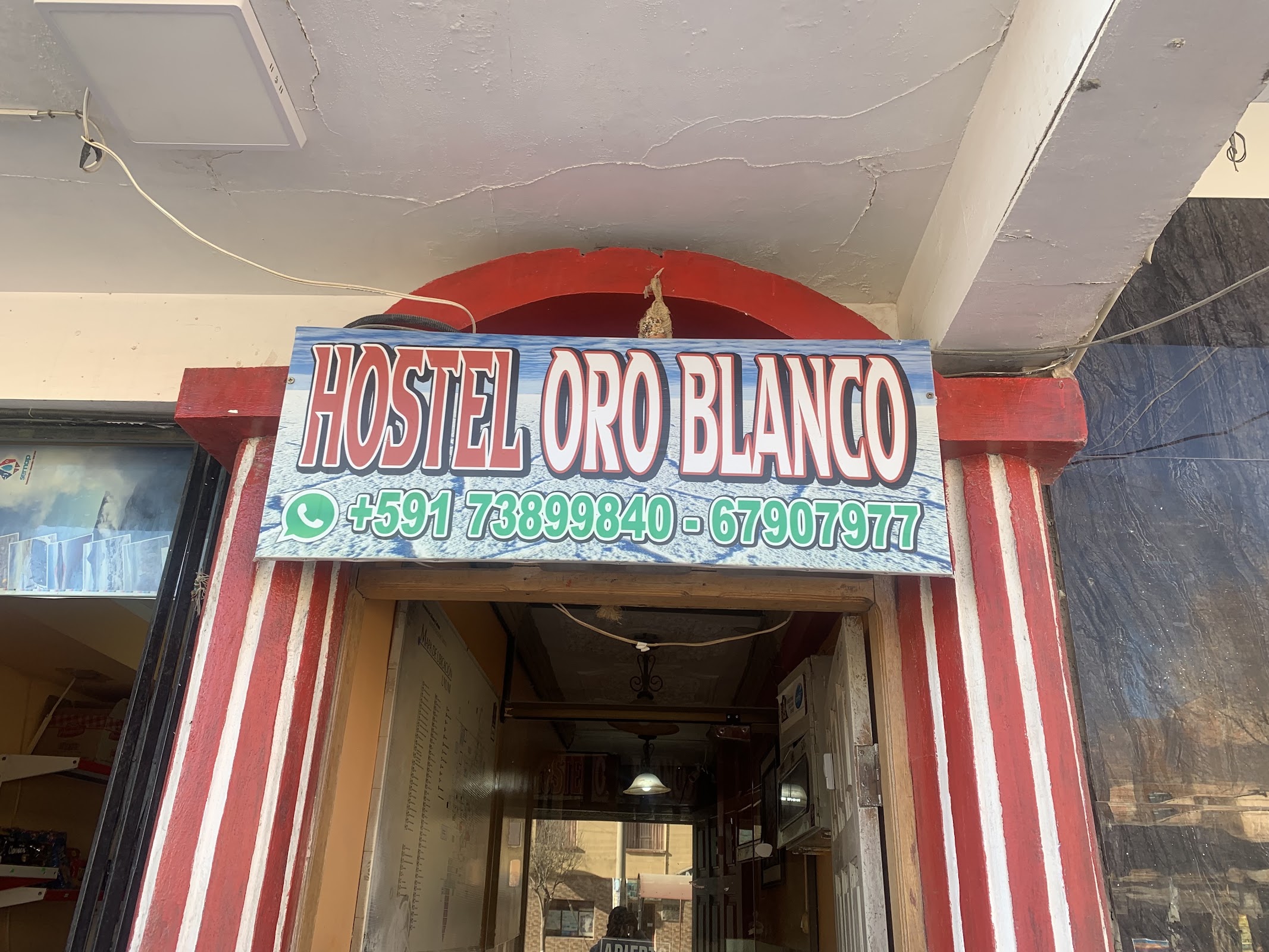 ORO BLANCO HOSTEL