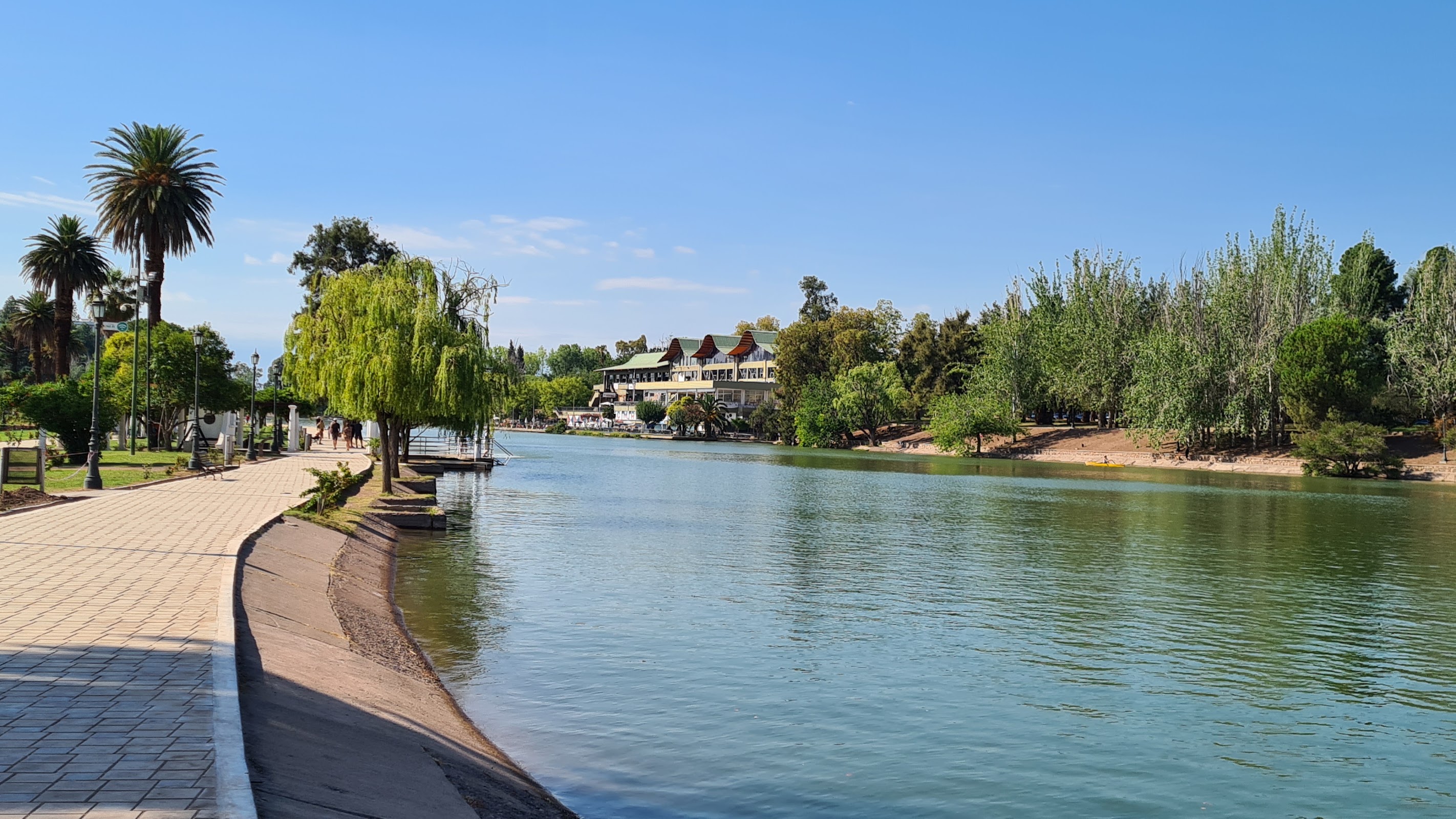 Foto de Parque General San Martin (2)