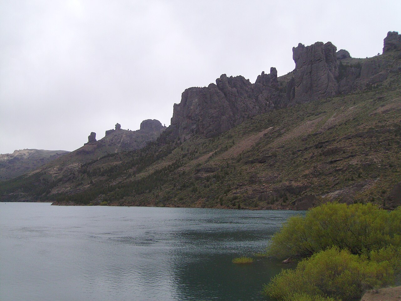Foto de RN237: Confluencia → Dina Huapi por el Valle Encantado (4)