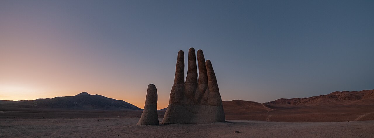 Foto de Mano del Desierto (4)