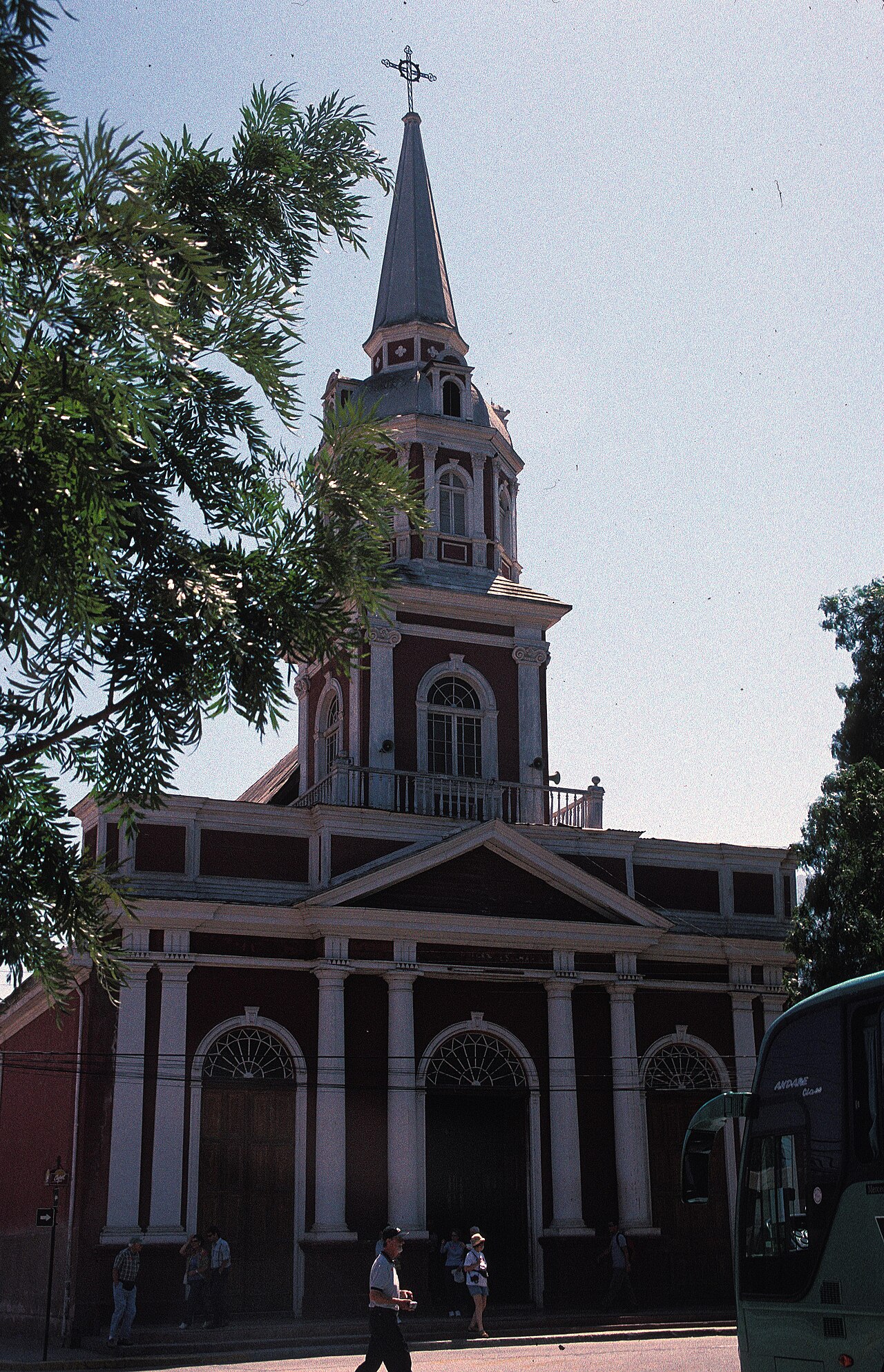Photo of Plaza e iglesia de Vicuña (4)