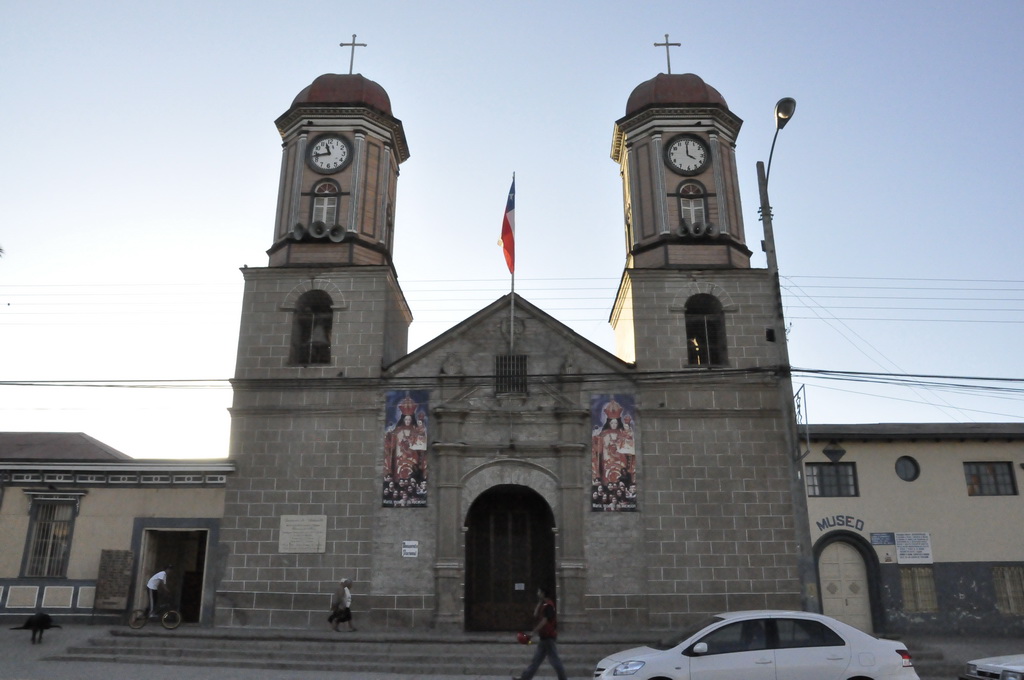 Foto de Santuario de Andacollo (5)